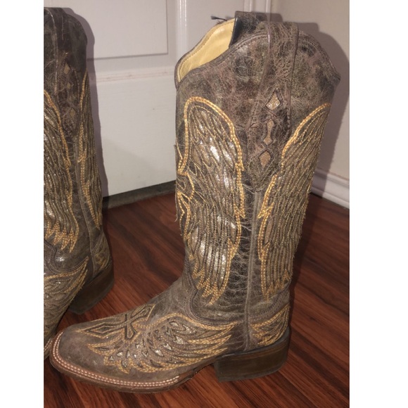 Corral Boots - Picture 3 of 4